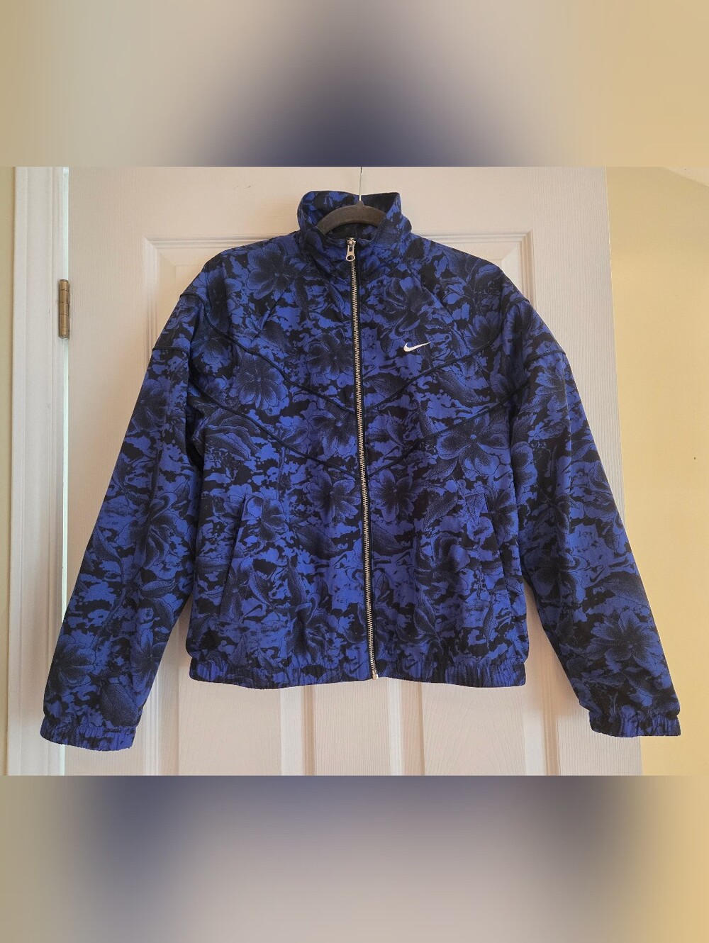 Nike Jacket, Size S